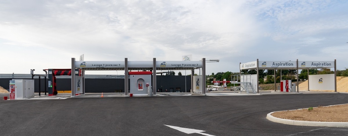 Centre de lavage 3 pistes, portique et aspirateur