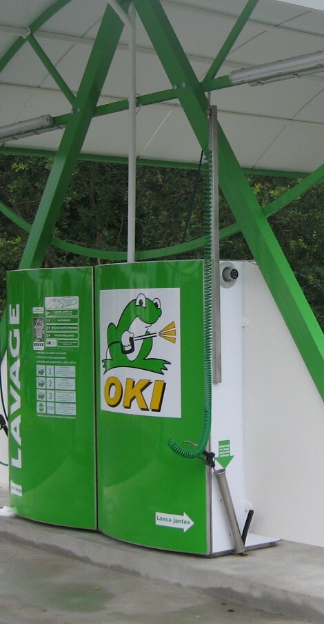 Lavage jante sur armoire